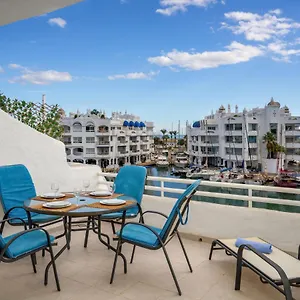 https://apartment-puerto-benalmadena.es-andalucia.com